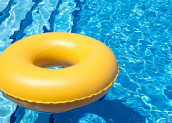 Dolor en Manta por la muerte de un menor en la piscina de un hotel