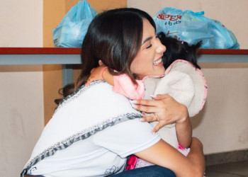 Día de la Madre con esperanza: entregan 300 kits de alimentos