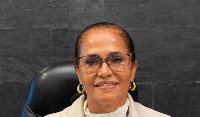 CNEL cambia otra vez de cabeza ya va por su tercera autoridad