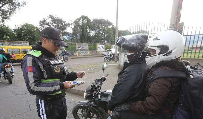 AMT retuvo más de 2.100 motos en Quito, controles en 22 zonas