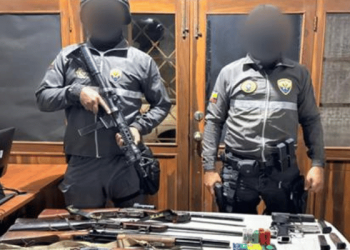 Hallan 7 armas y 610 municiones en operativo policial en Simón Bolívar