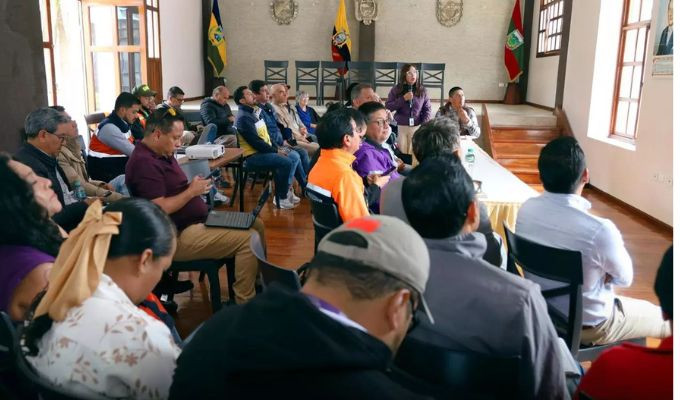 Baños refuerza su plan de respuesta por la emergencia en Illuchi