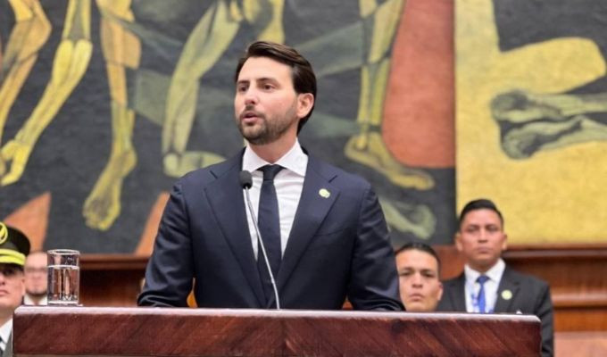 Olsen saca pecho por la Asamblea y presume 24 leyes en un año