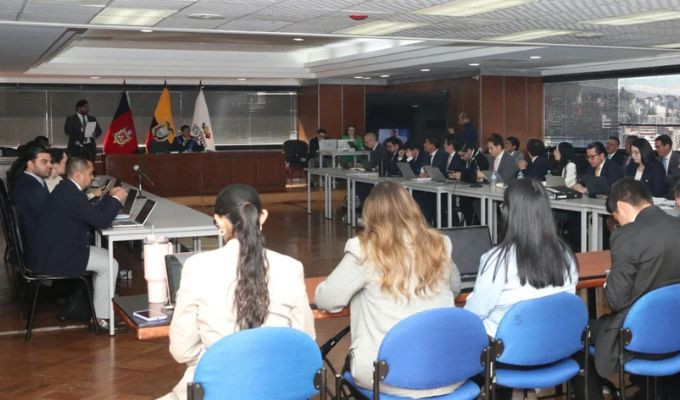 Caso Progen: Fiscalía dice que hubo presiones para empujar contratos