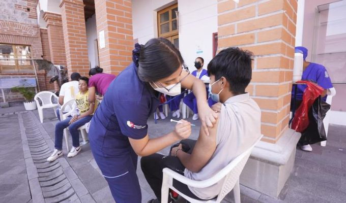 Más de 10.500 personas ya fueron inmunizadas tras casos