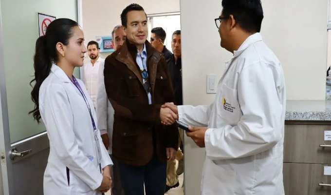 Ecuador comprará medicinas a India para enfrentar la crisis de salud