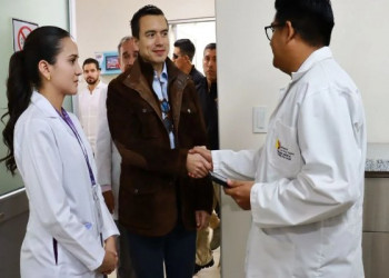 Ecuador comprará medicinas a India para enfrentar la crisis de salud