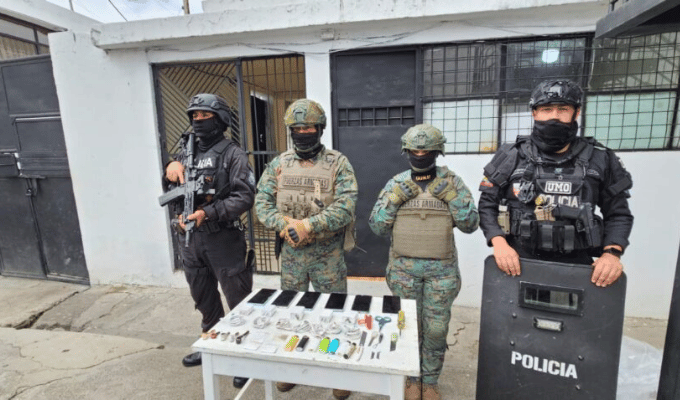 Operativo sorpresa en la cárcel de Tungurahua deja una aprehendida