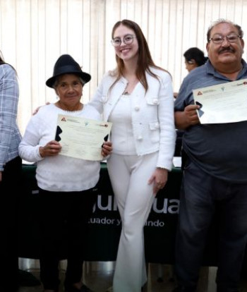 Tungurahua celebró a 31 adultos mayores tras formación en salud mental