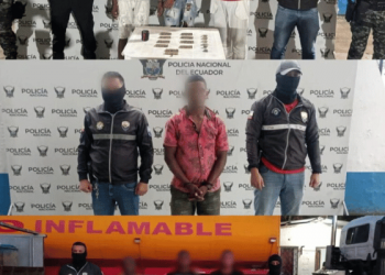 Cartuchos, explosivo artesanal y 8.200 galones de combustible
