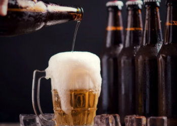 Cerveza sin ICE en Ecuador: la industrial se lleva la mejor parte