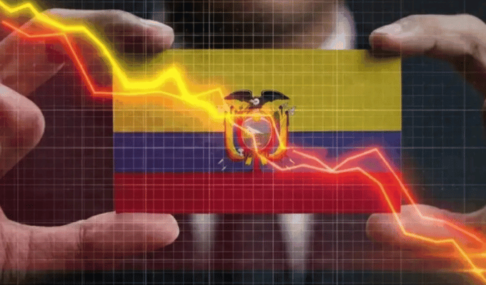 Riesgo País baja en Ecuador, pero el alivio aún no llega al bolsillo