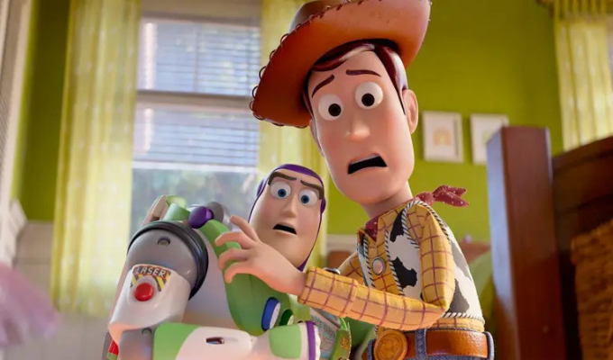 Toy Story 5 golpea fuerte a los padres, según la crítica