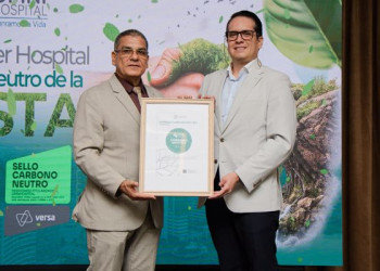 Omni Hospital logra un importante reconocimiento ambiental en Ecuador