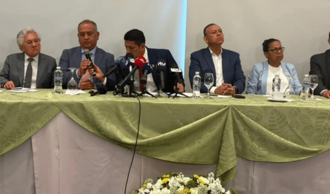 Transporte pesado se declara en crisis y rechaza fusión ministerial