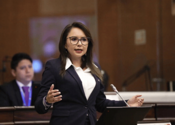 Nataly Morillo denuncia a Rafael Correa por presunto espionaje
