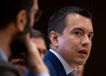 Noboa responde a la revocatoria y lanza frase de campaña
