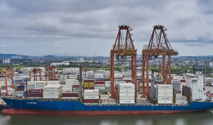 Economía de Ecuador creció 2,1 % en el arranque de 2026