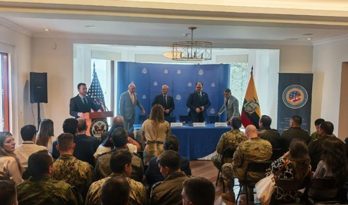 Acuerdo entre Ecuador y Estados Unidos pone tecnología y patrullajes