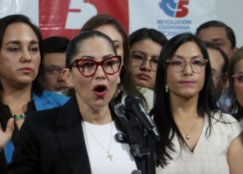 Luisa González va por la Prefectura de Manabí con el movimiento Amigo