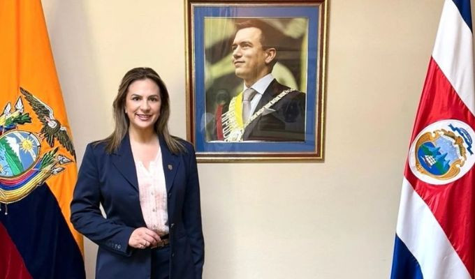 Ambateña María Grazzia Acosta suma una segunda embajada para Ecuador