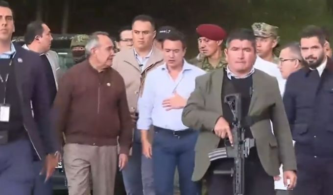 Ocho ministros después, la crisis de medicinas y atención sigue mal