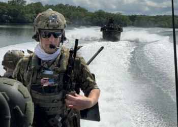 Militares de Ecuador y Estados Unidos recorren zonas estratégicas