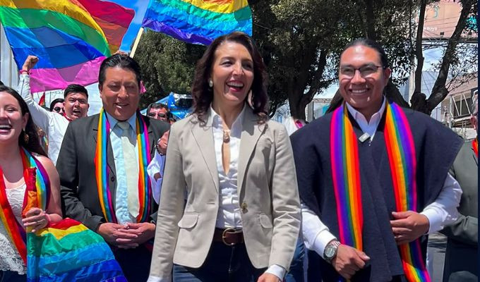 Amable Chaluis oficializa su candidatura a la Prefectura de Tungurahua