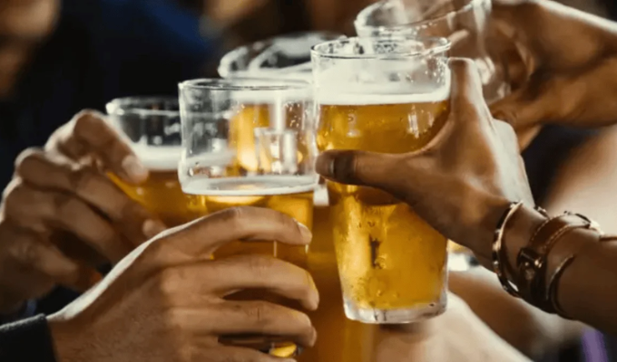 Generación Z cambia la cerveza por medicamentos