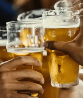 Generación Z cambia la cerveza por medicamentos