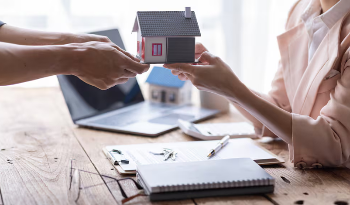 ¿Quieres el bono de USD 10.000 para vivienda?