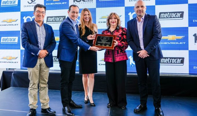 Metrocar celebra 50 años y estrena un nuevo concesionario