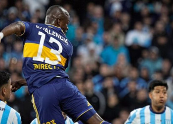 Enner Valencia marca tres goles y mete a Boca Juniors en semifinales