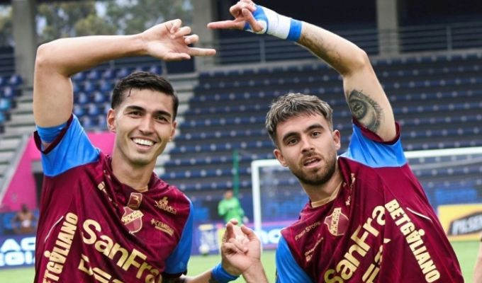 Macará golpea a Universidad Católica, se acerca a la Copa Libertadores