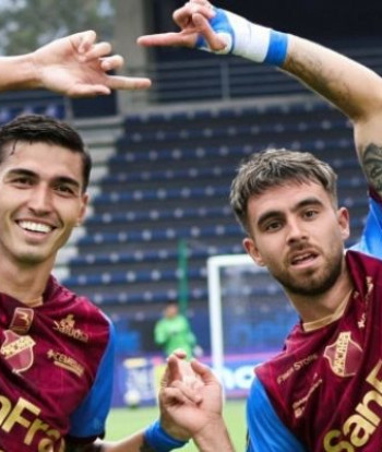 Macará golpea a Universidad Católica, se acerca a la Copa Libertadores