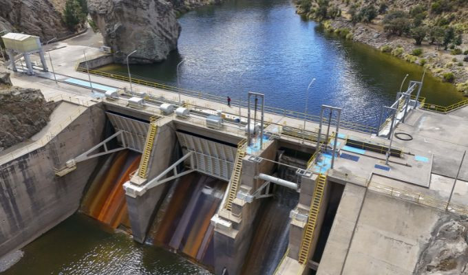 Embalse de Molino cae bajo su nivel mínimo y Mazar vuelve a generar