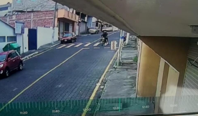 8 mil dólares robaron a pareja