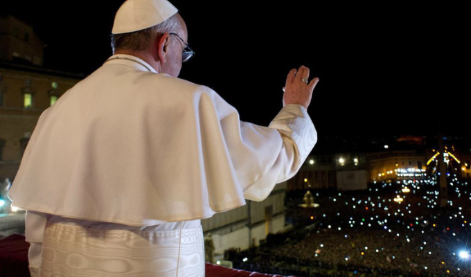 ¡Alerta, Papa Francisco! Jóvenes caen ante el abismo de drogas online