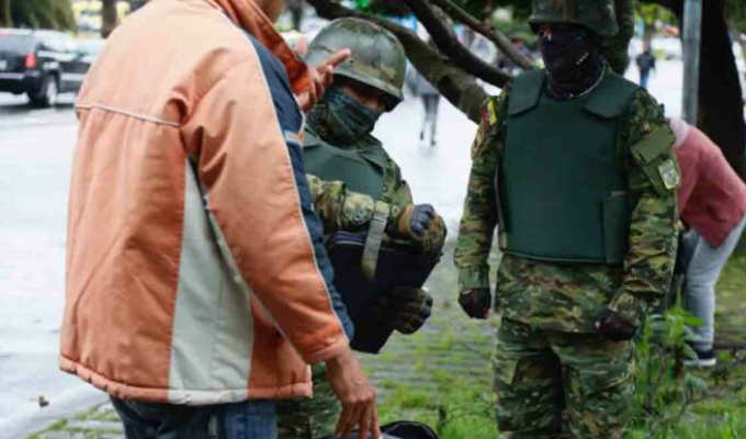Machetes fueron retirados en la Carolina