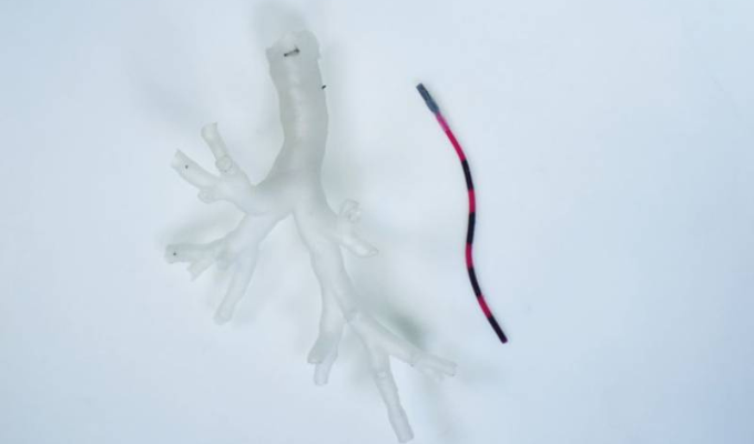 Mini Robot revolucionario navega en tus pulmones para detectar cáncer
