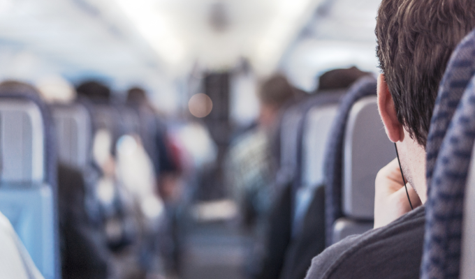 ¡Emergencia aérea por disentería! Vuelo a Barcelona retorna 🛫💥