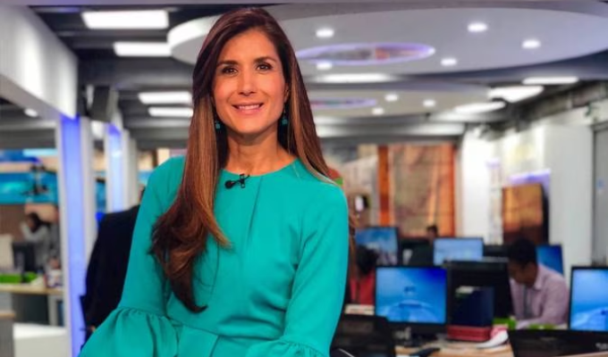 ¡Todo listo! Ruth del Salto moderará el debate Noboa vs. González 🎤🔥
