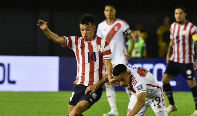 ¡Con 10 y sin temor! Perú empata ante Paraguay en las eliminatorias