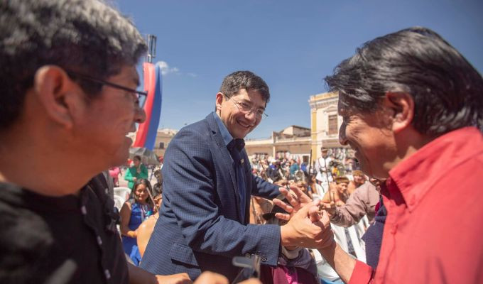 Alcalde John Vinueza Asume el Reto de Transformar el Cantón Riobamba