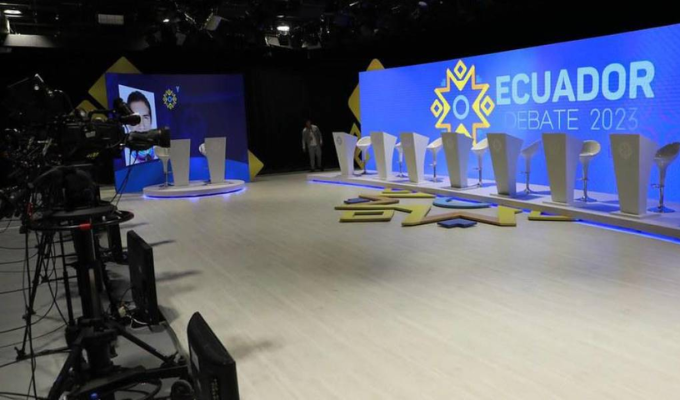 Presupuesto Explosivo: Debate González vs. Noboa se viste de lujo