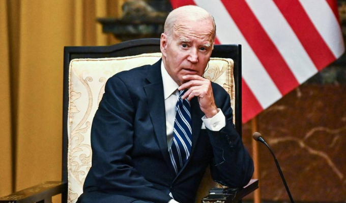 ¡Bochorno en Vietnam! Biden balbucea y genera alarma mundial.