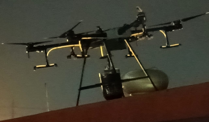 ¡Alarmante! Dron explosivo revienta techo de cárcel La Roca en Guayas