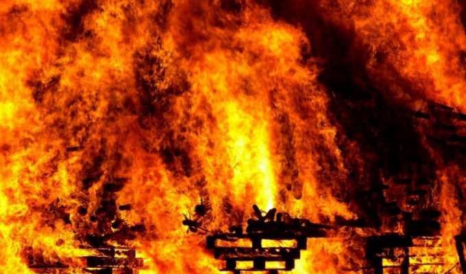 Incendio de hospital en China deja 21 fallecidos