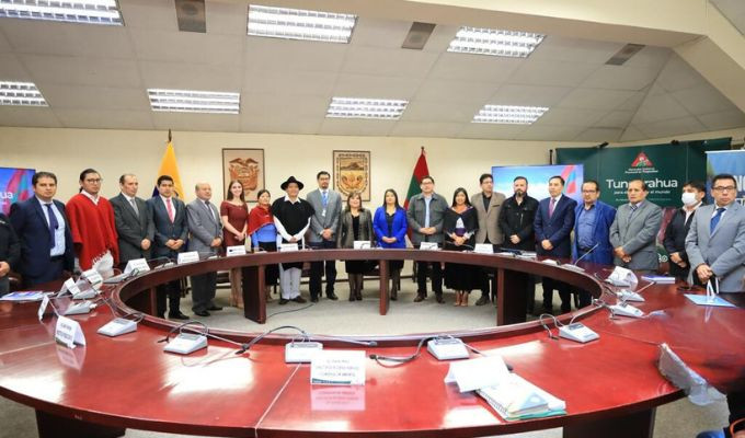 Presentan autoridades y directores del H. G. P. de Tungurahua