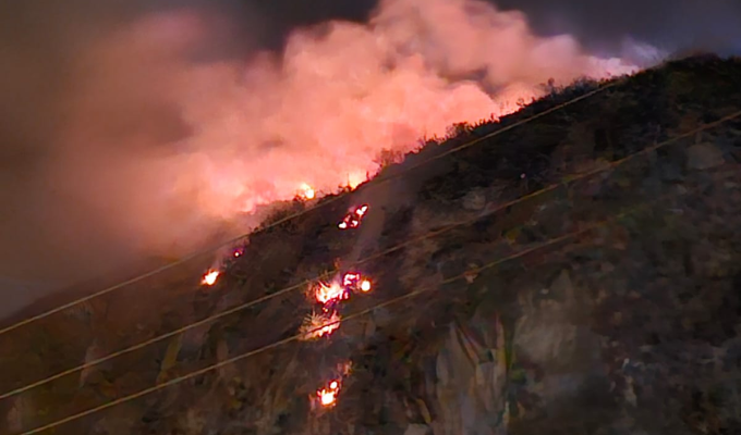 ¡Emergencia en #Aguajan! Fuego amenaza a Ambato.